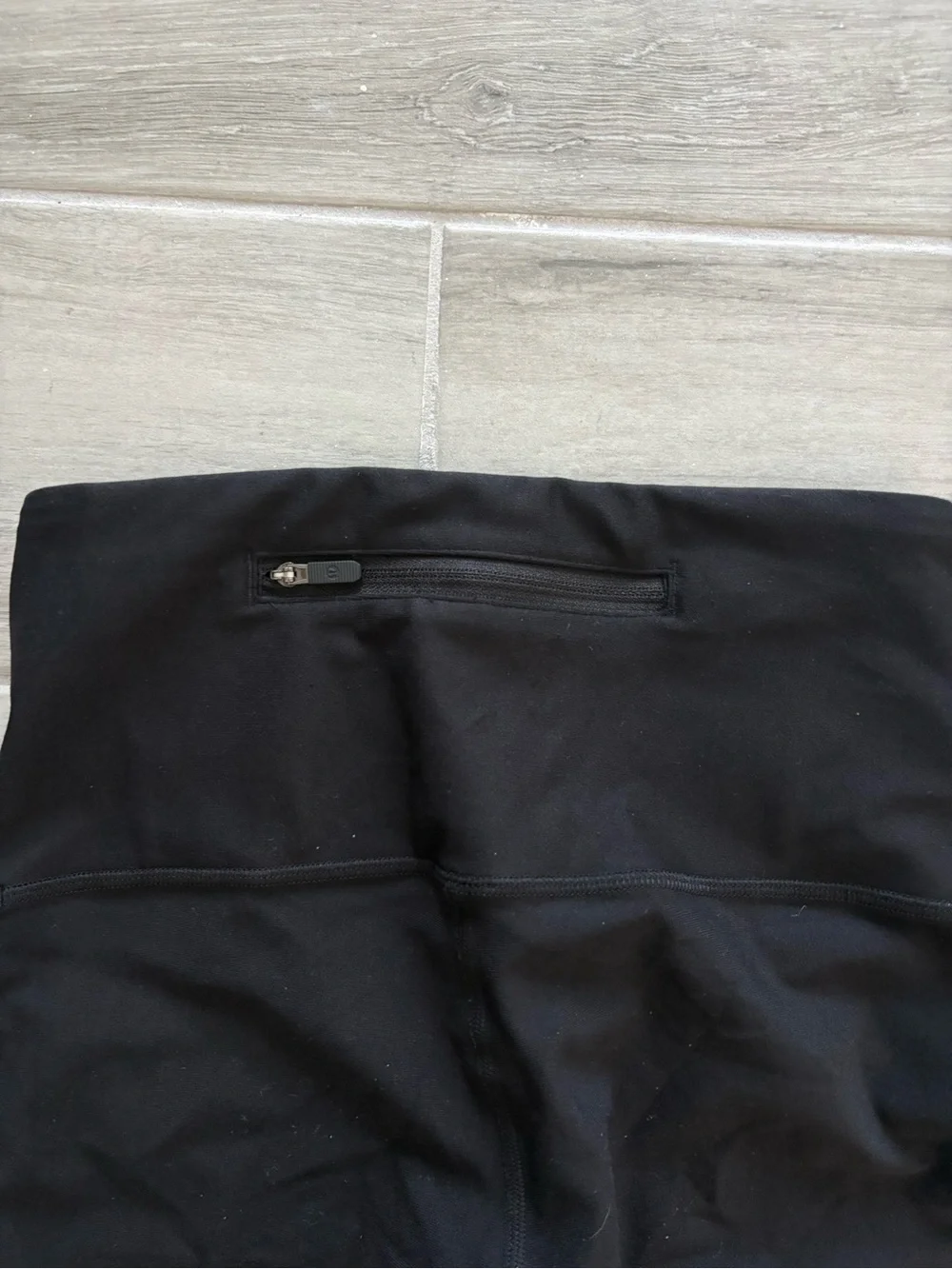 lululemon athletica Black High-Rise Seamless Leggings - Picture 4 of 4